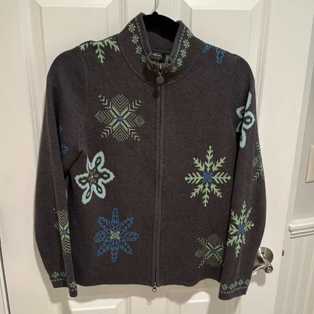 Eddie Bauer Sweater Size M with 2 Way Zipper